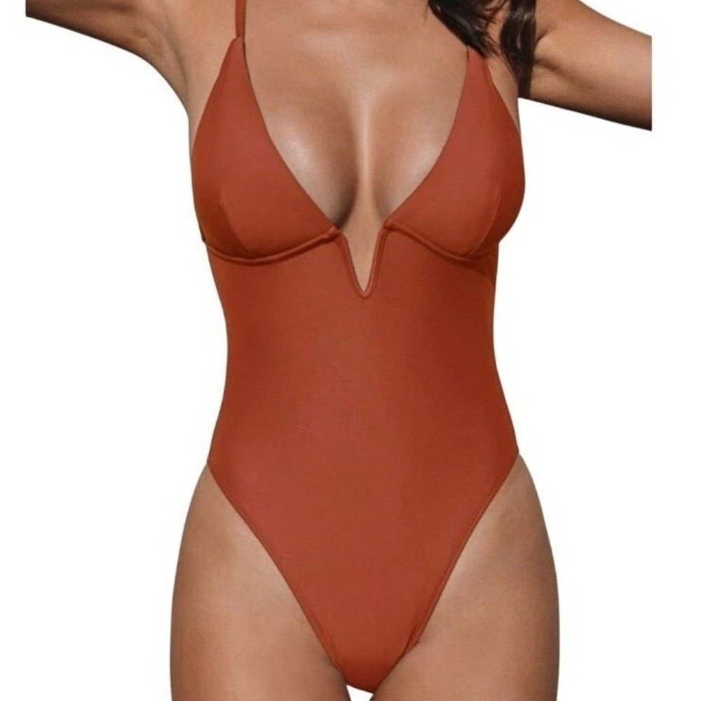 Cupshe Rust Brown V-Plunge One-Piece Swimsuit